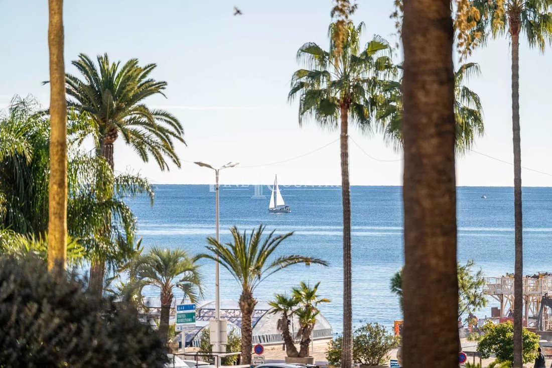 Apartment in Cannes, Provence-Alpes-Côte d'Azur, France 1 - 17339570