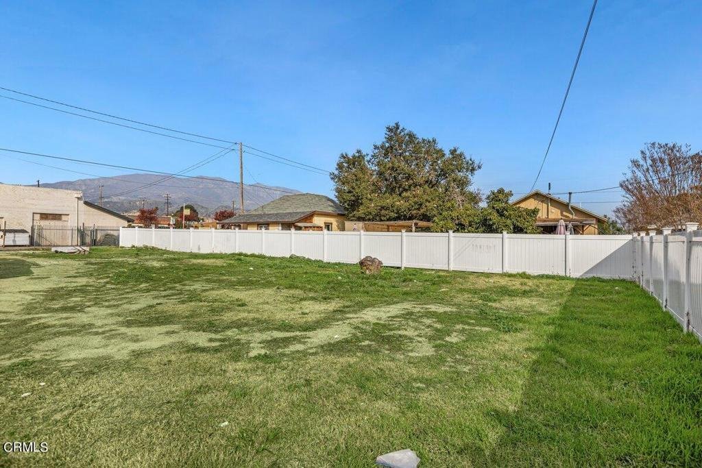 Santa Paula, California, United States 3 - 17343116