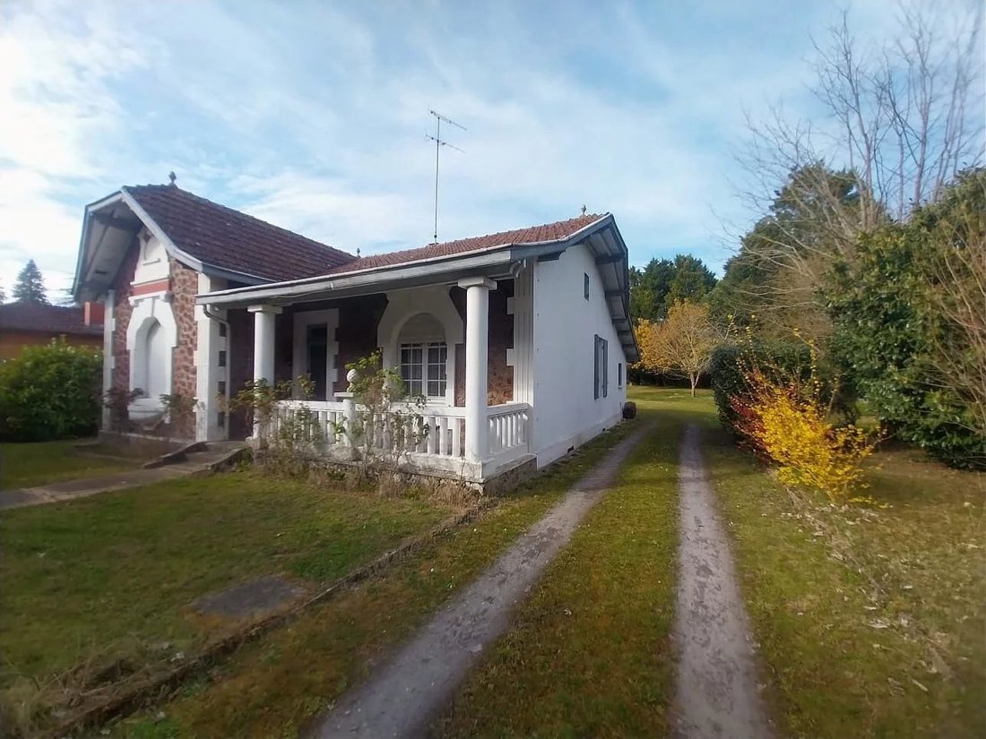 House in Salles, Nouvelle-Aquitaine, France 1 - 17344838