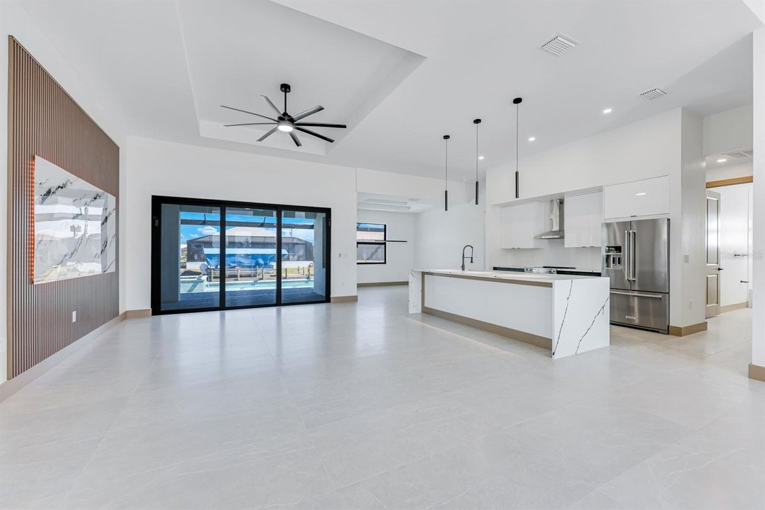 House in Cape Coral, Florida, United States 3 - 17343858