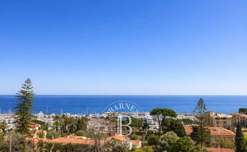 Apartment in Beaulieu-sur-Mer, Provence-Alpes-Côte d'Azur, France 1