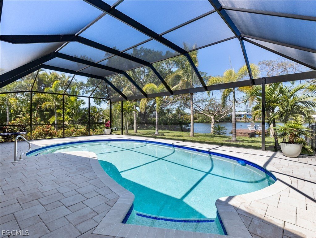 House in Fort Myers, Florida, United States 1 - 17303848