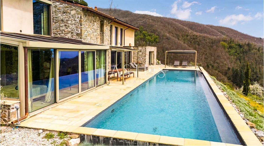 Villa in Pescaglia, Tuscany, Italy 3 - 17341354