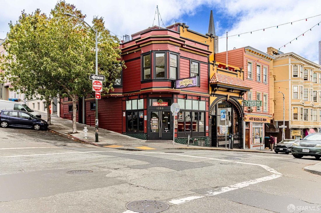 San Francisco, California, United States 1 - 17340619