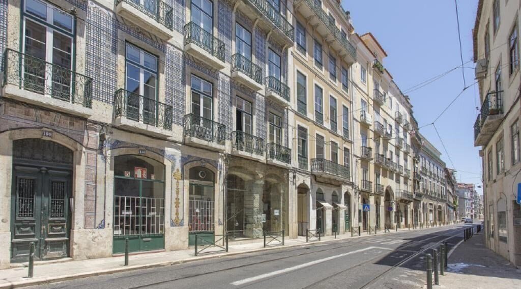 Apartment in Misericordia, Lisbon, Portugal 2 - 17342644