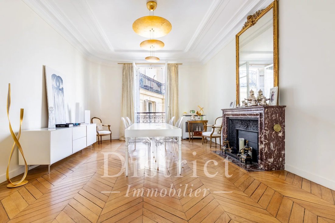 Apartment in Hoche-Friedland, Paris 8e Arrondissement, Paris 2 - 16150745