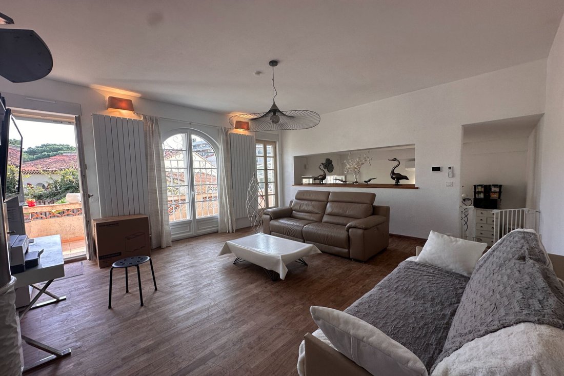 Villa in Juan les Pins-Gallice, Antibes, France 4 - 17339717