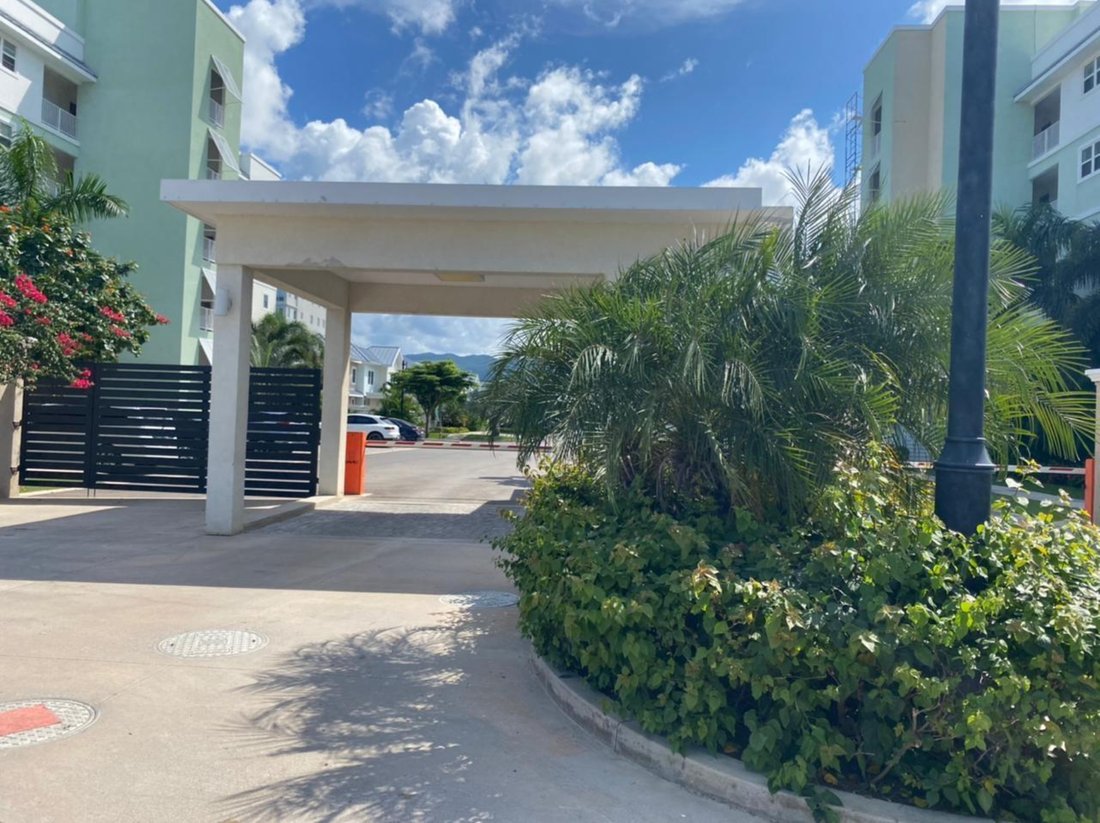 Apartment in Montego Bay, St. James Parish, Jamaica 1 - 17343772