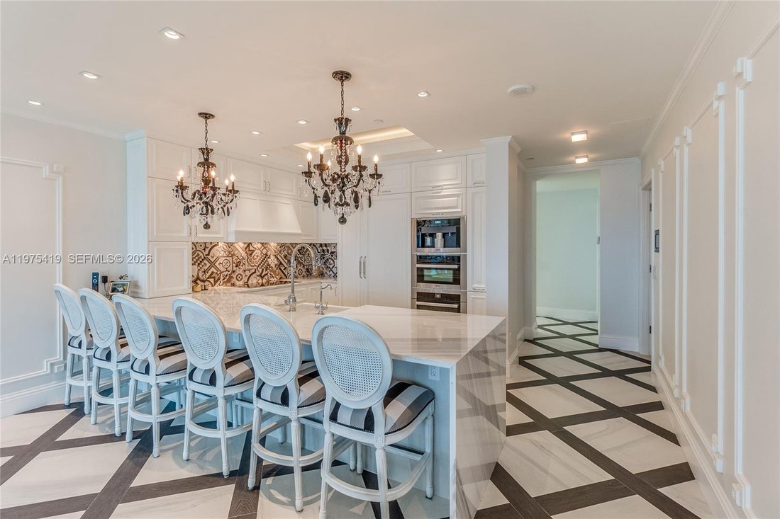 Condo in Miami Beach, Florida, United States 3 - 17342686