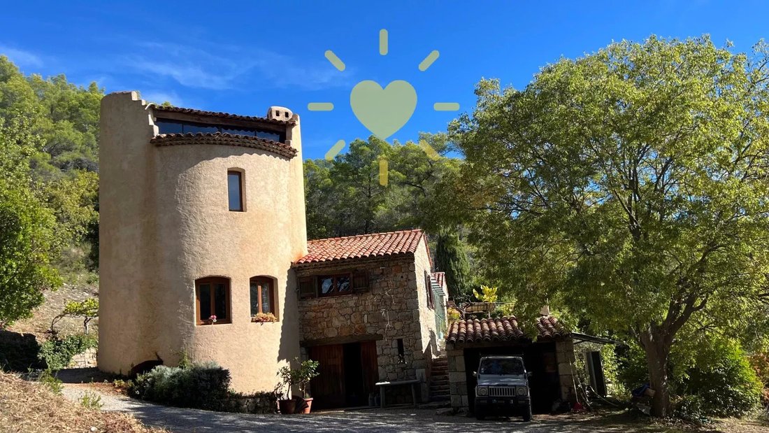 Estate in Callas, Provence-Alpes-Côte d'Azur, France 4 - 17344875