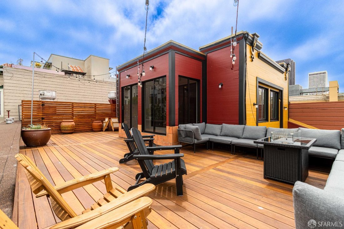 San Francisco, California, United States 5 - 17340619
