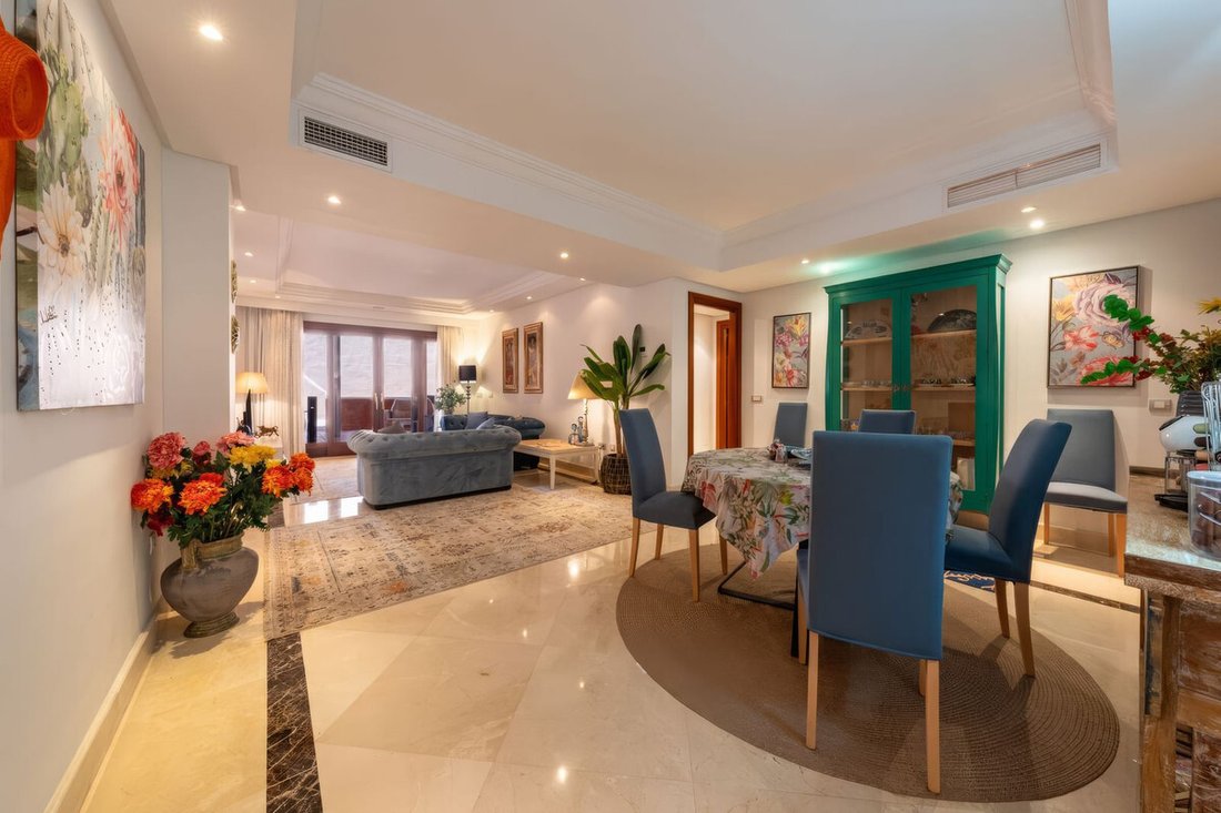 Apartment in Estepona, Andalusia, Spain 2 - 17340144