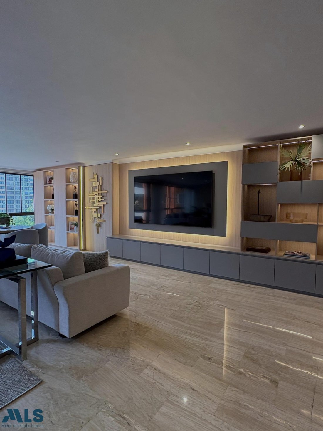 Apartment in Medellín, Antioquia, Colombia 4 - 17339386