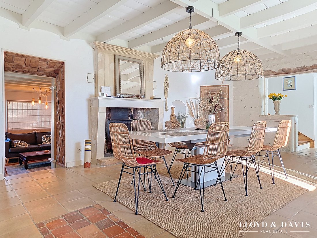 Villa in Chenac-Saint-Seurin-d'Uzet, Nouvelle-Aquitaine, France 5 - 17343642