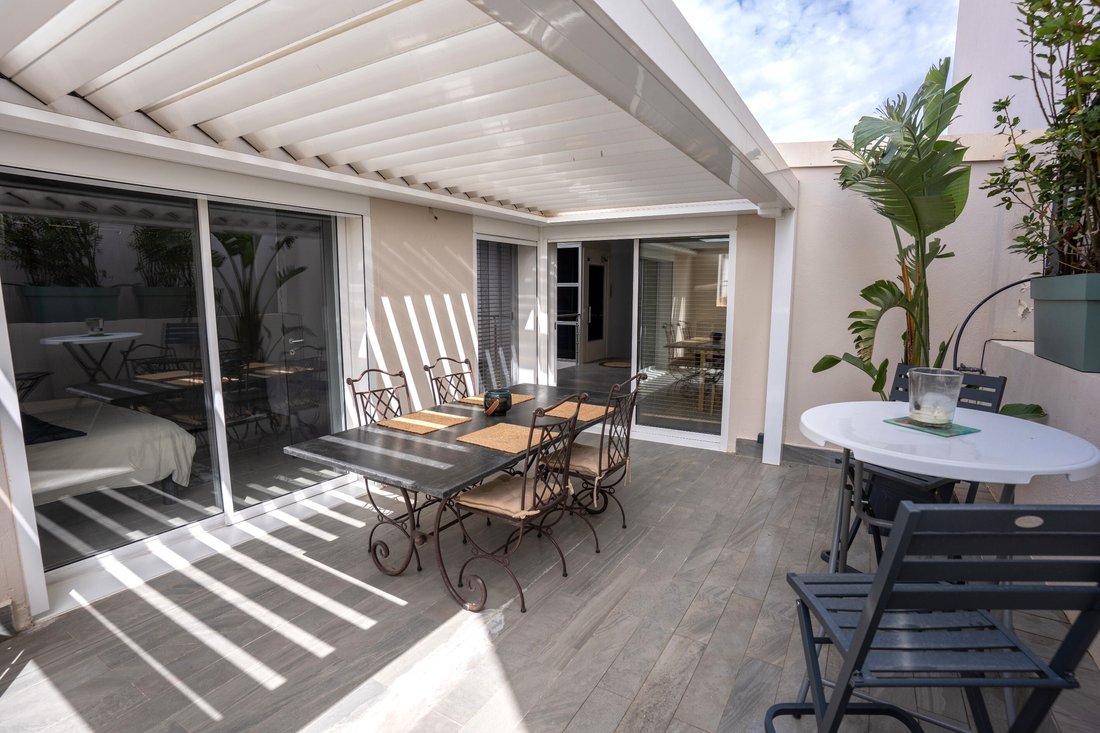 Appartement à Hyères, Provence-Alpes-Côte d'Azur, France 1 - 15634164