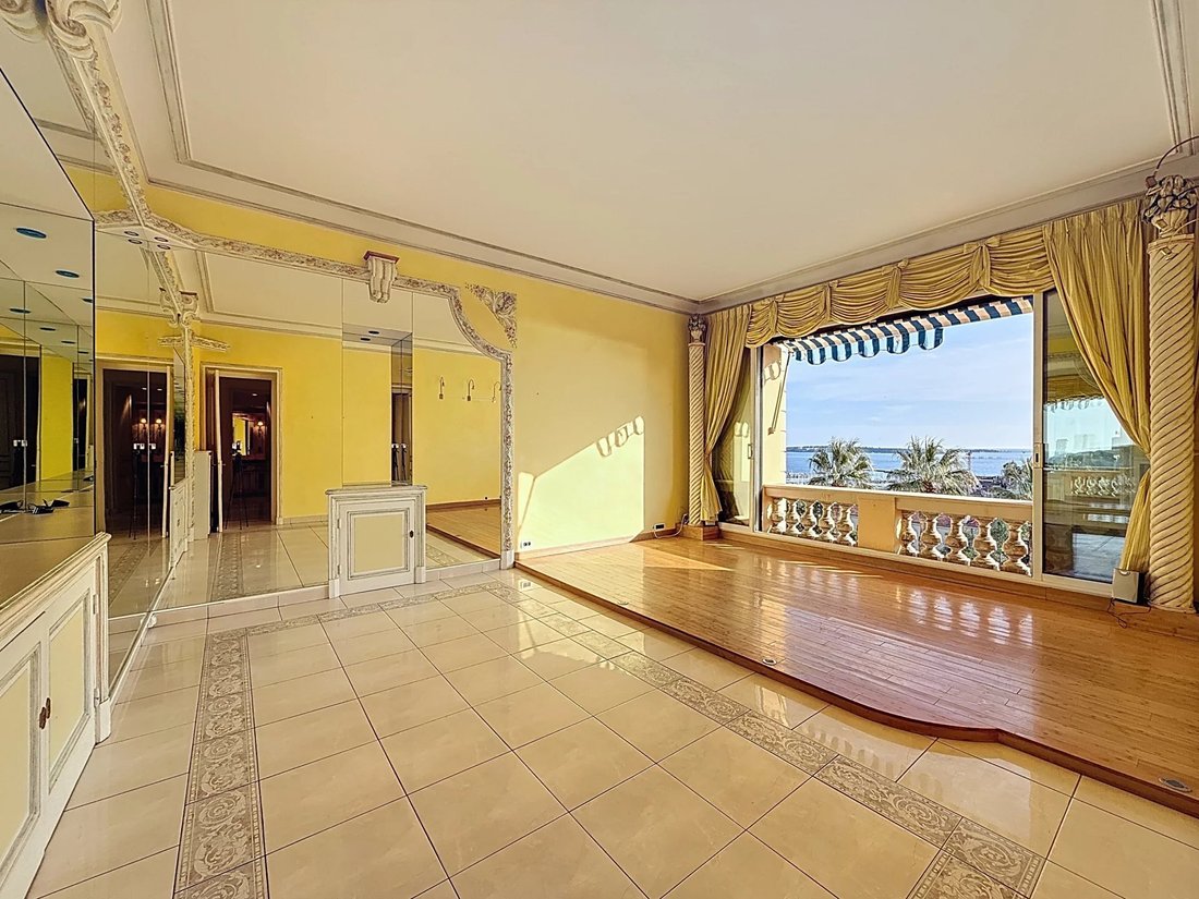 Apartment in Cannes, Provence-Alpes-Côte d'Azur, France 4 - 17344846