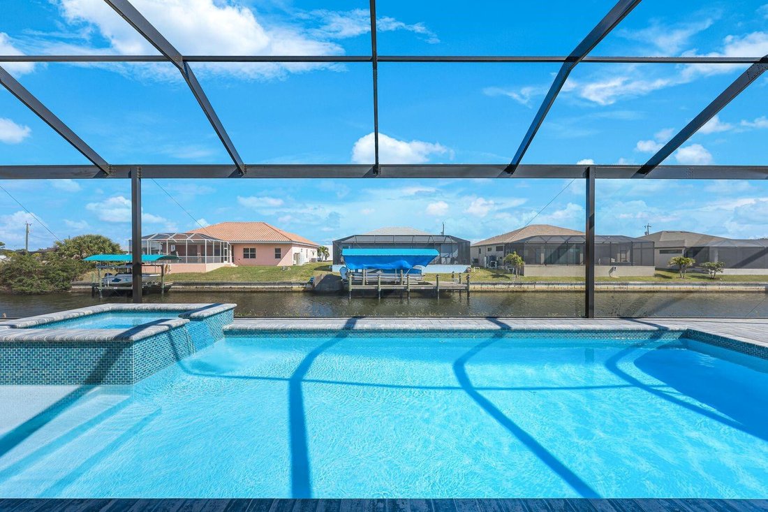 House in Cape Coral, Florida, United States 1 - 17341800