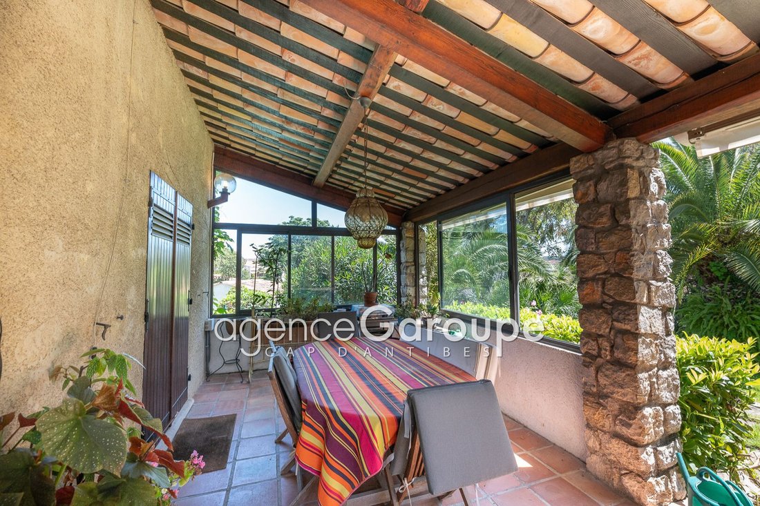 Villa in Antibes, Provence-Alpes-Côte d'Azur, France 2 - 17345092