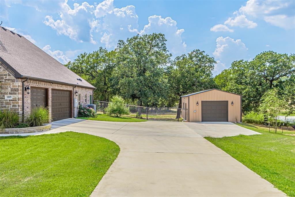 House in Springtown, Texas, United States 3 - 17342453