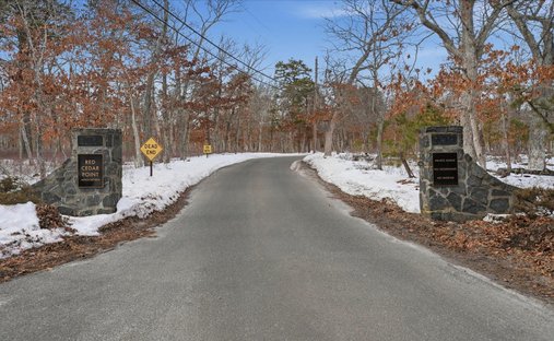 Hampton Bays, New York, United States 1