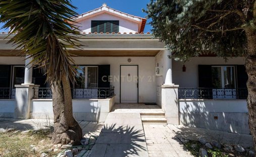 Villa in Tomar (Sao Joao Baptista) e Santa Maria dos Olivais, Santarem District, Portugal 1