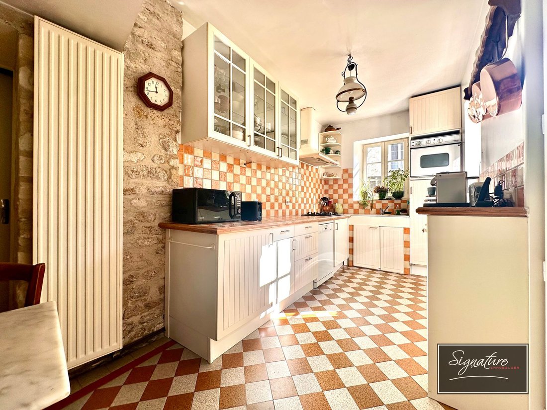 House in Senlis, Hauts-de-France, France 3 - 17339356