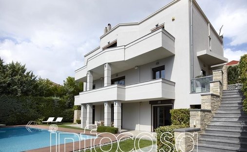 Casa a Penteli, Attica, Grecia 1