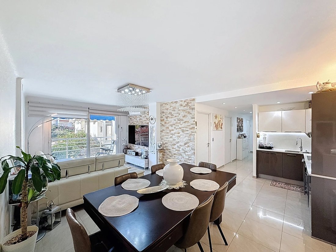 Apartment in La Source, Cannes, France 1 - 17344844