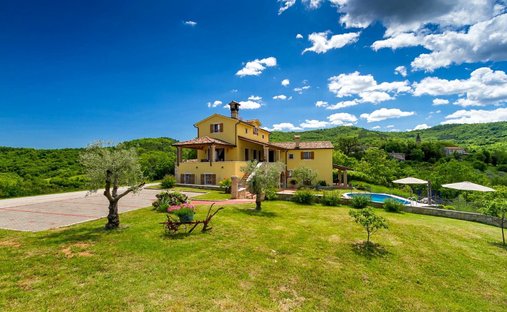 Villa en Opcina Motovun, Istria, Croacia 1
