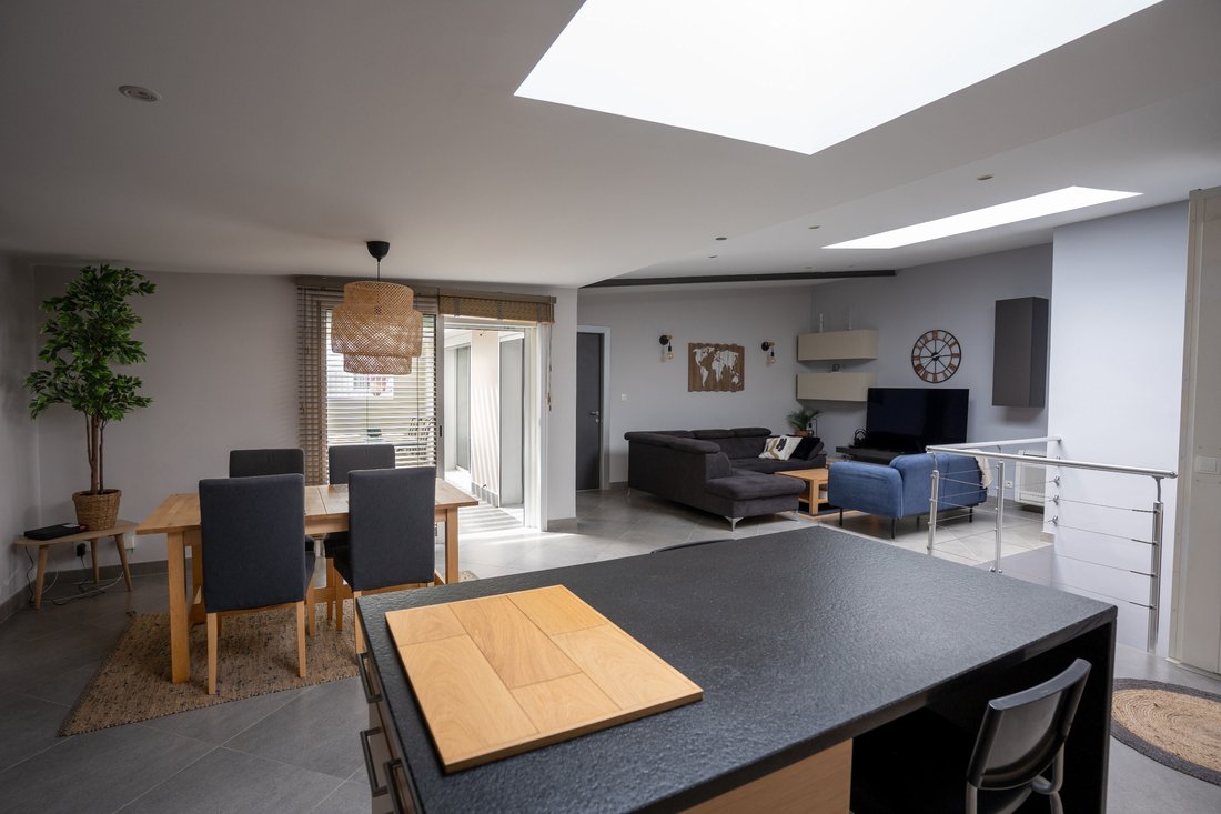 Appartement à Hyères, Provence-Alpes-Côte d'Azur, France 2 - 15634164