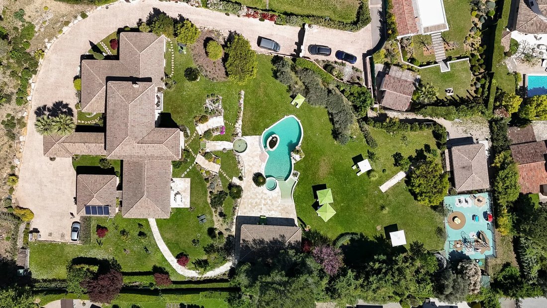 Estate in Mougins, Provence-Alpes-Côte d'Azur, France 5 - 17344883