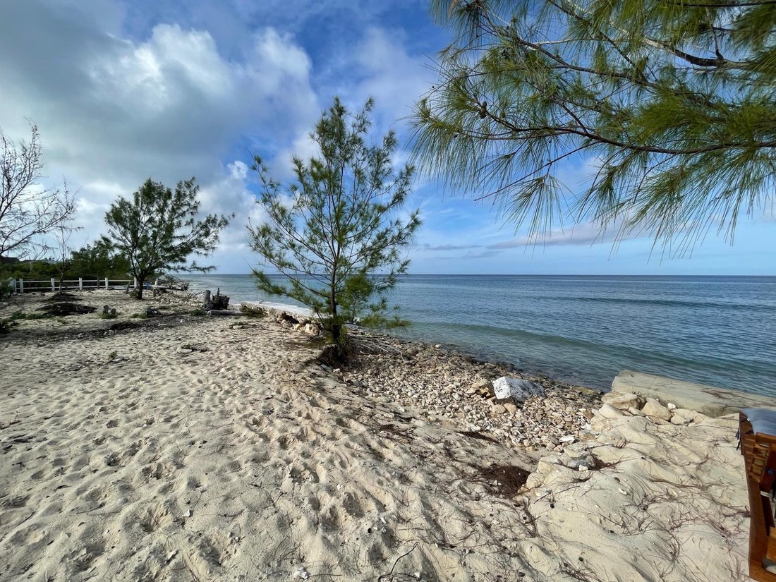 Apartment in Balfour Town, Turks Islands, Turks and Caicos Islands 2 - 17342896