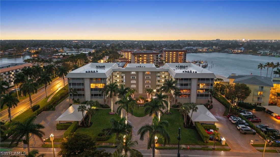 Condo in Naples, Florida, United States 5 - 17340778