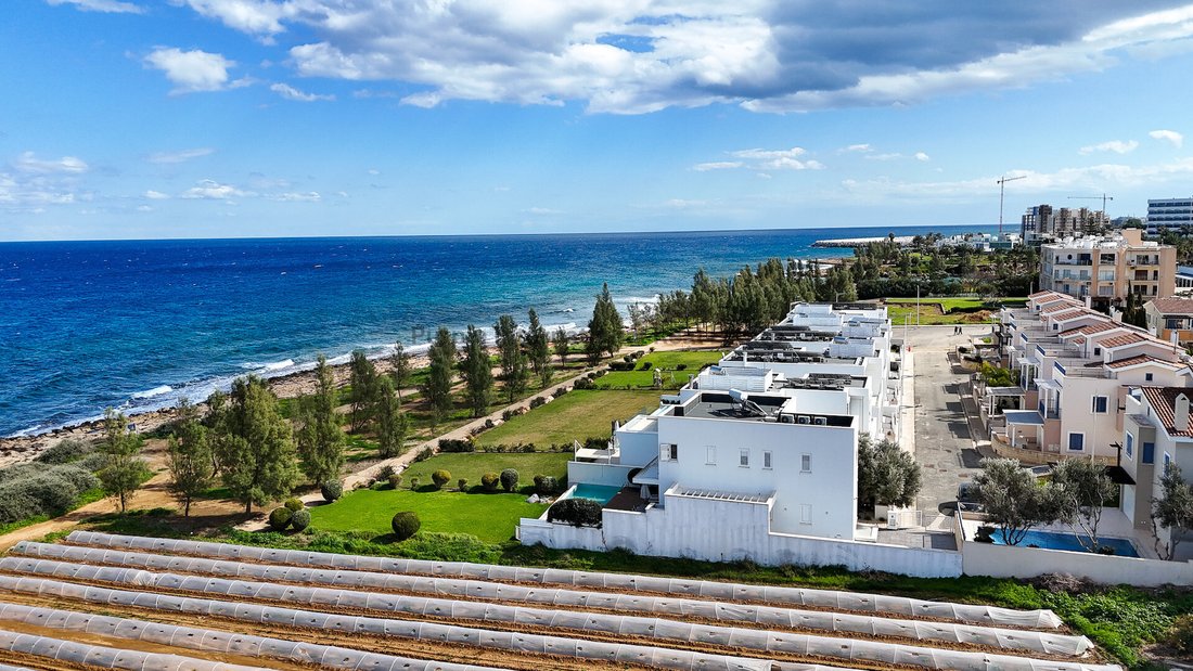 Villa in Paralimni, Famagusta, Cyprus 1 - 15232514