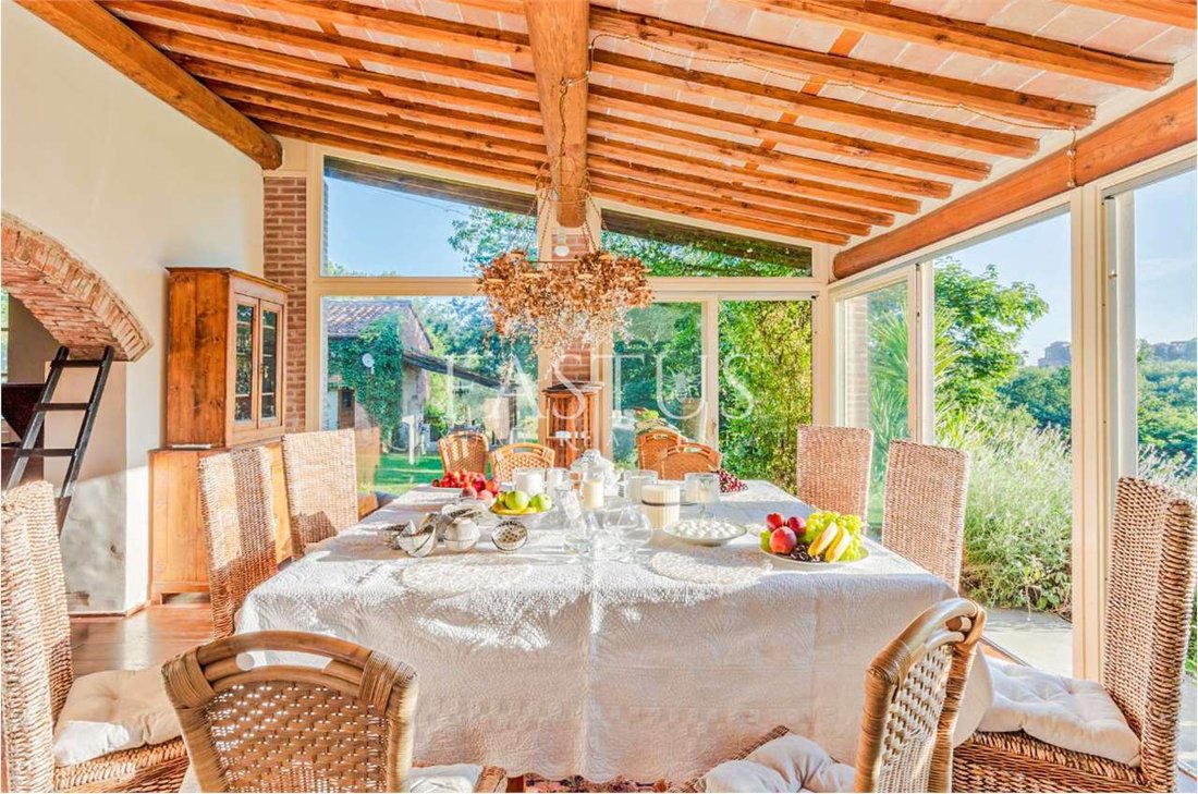 Villa in Center, Capannori, Tuscany 2 - 17341707