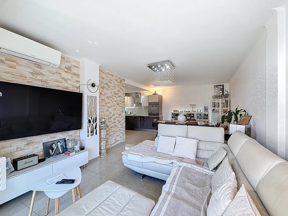 Apartment in La Source, Cannes, France 3 - 17344844