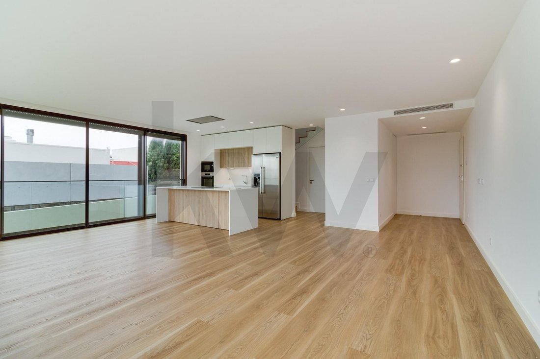 Townhouse in Alcabideche, Lisbon, Portugal 5 - 17345137
