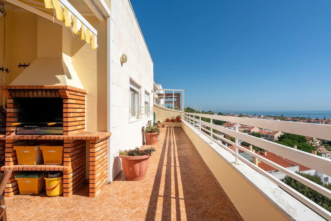Apartment in Carcavelos e Parede, Lisbon, Portugal 1 - 17339708