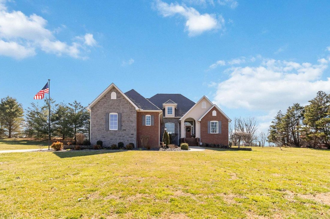 House in Bronston, Kentucky, United States 1 - 17340109