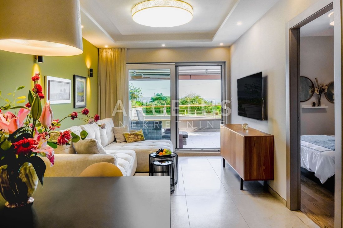 Apartment in Znjan, Split, Split-Dalmatia County 2 - 17345076