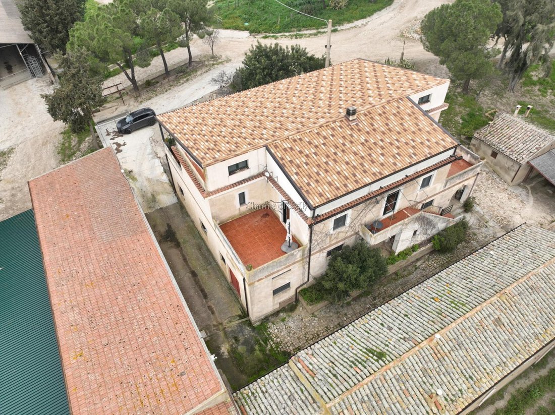 Land in Calascibetta, Sicily, Italy 5 - 17343169