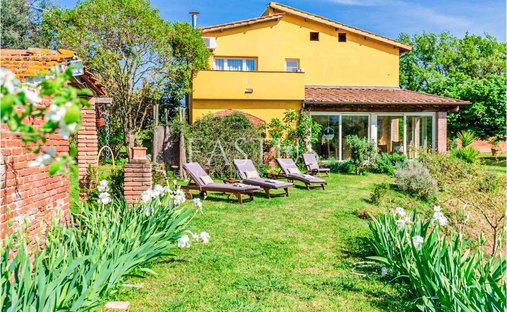 Villa a Centro, Capannori, Toscana 1