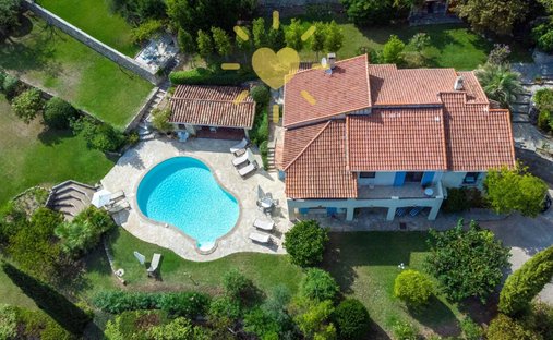 Estate in Bargemon, Provence-Alpes-Côte d'Azur, France 1