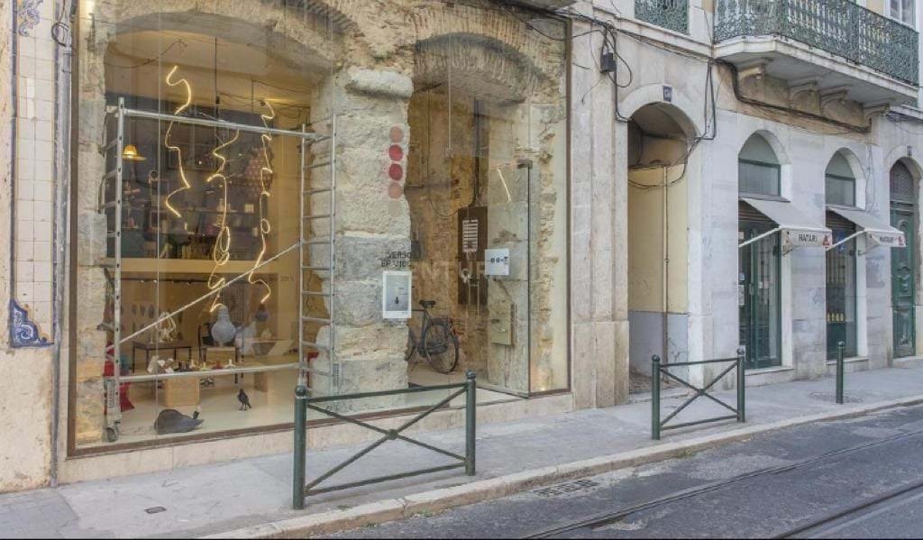 Apartment in Misericordia, Lisbon, Portugal 3 - 17342644