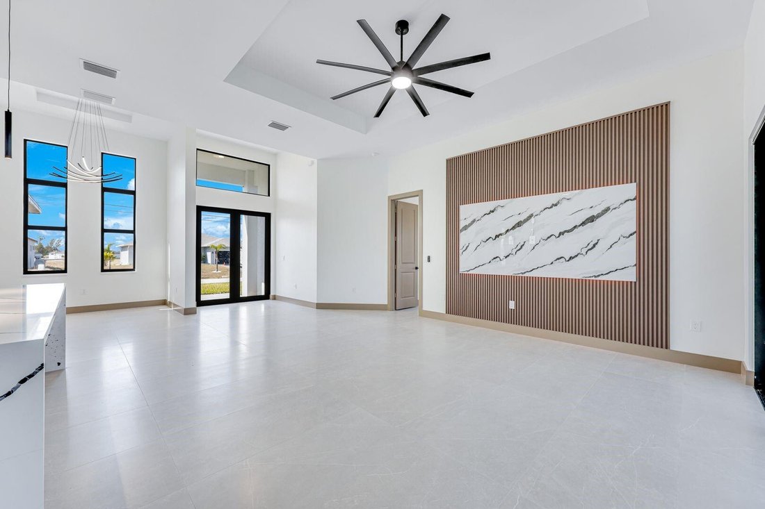House in Cape Coral, Florida, United States 5 - 17341800