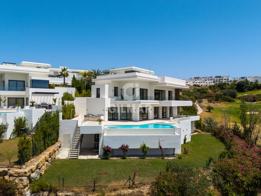 Villa in Estepona, Andalusia, Spain 1 - 17339975