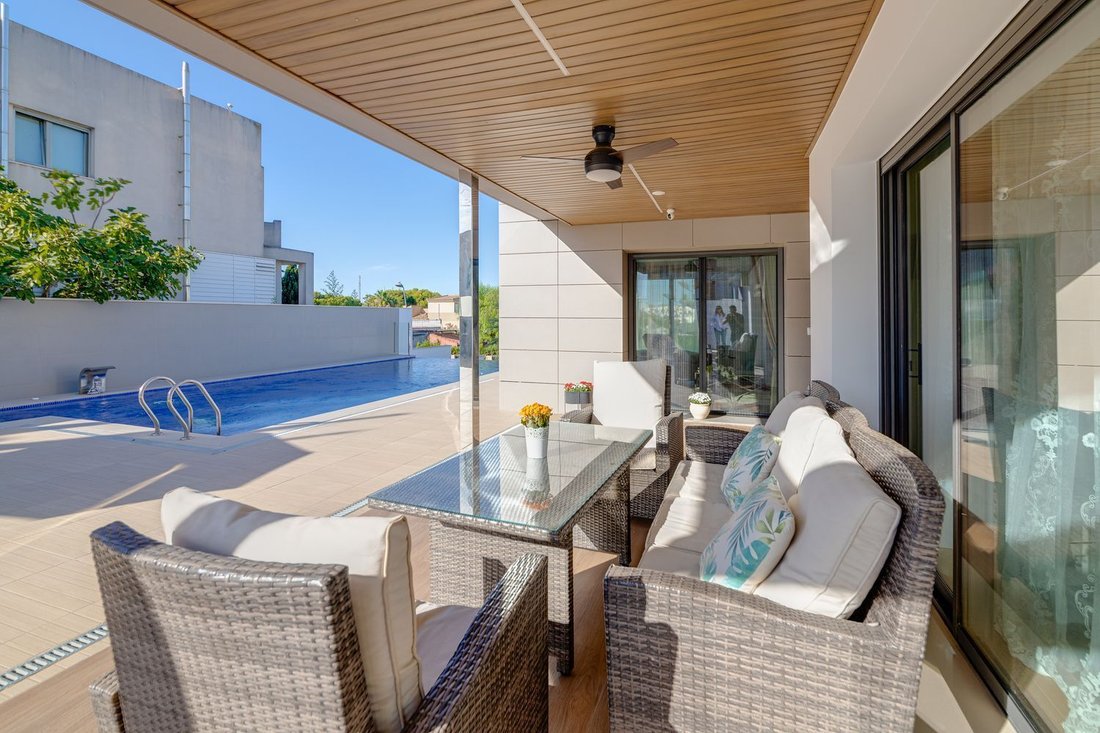 Villa in Torrevieja, Valencian Community, Spain 5 - 17344982