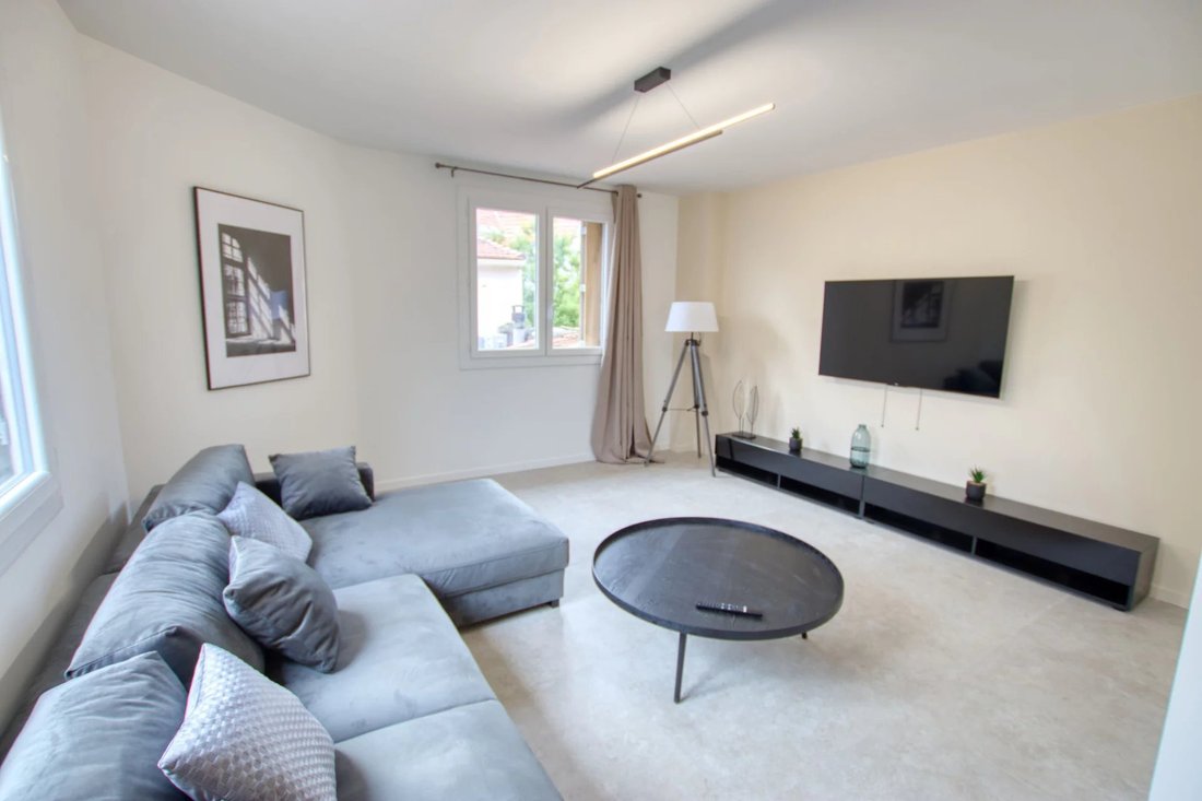 Townhouse in Tassigny, Cannes, France 4 - 17344849