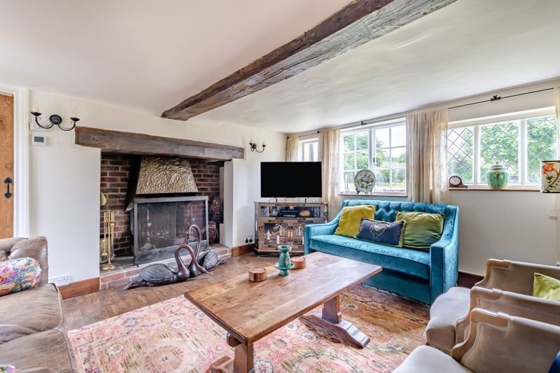 House in Holmbury Saint Mary, Shere, England 2 - 17340805