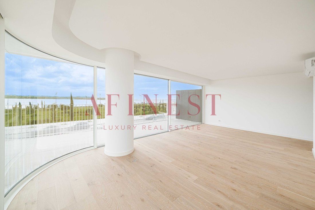 Apartment in Alto do Seixalinho, Santo Andre e Verderena, Setubal, Portugal 1 - 17327808